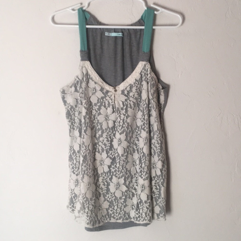 Maurice’s tank top with lace overlay